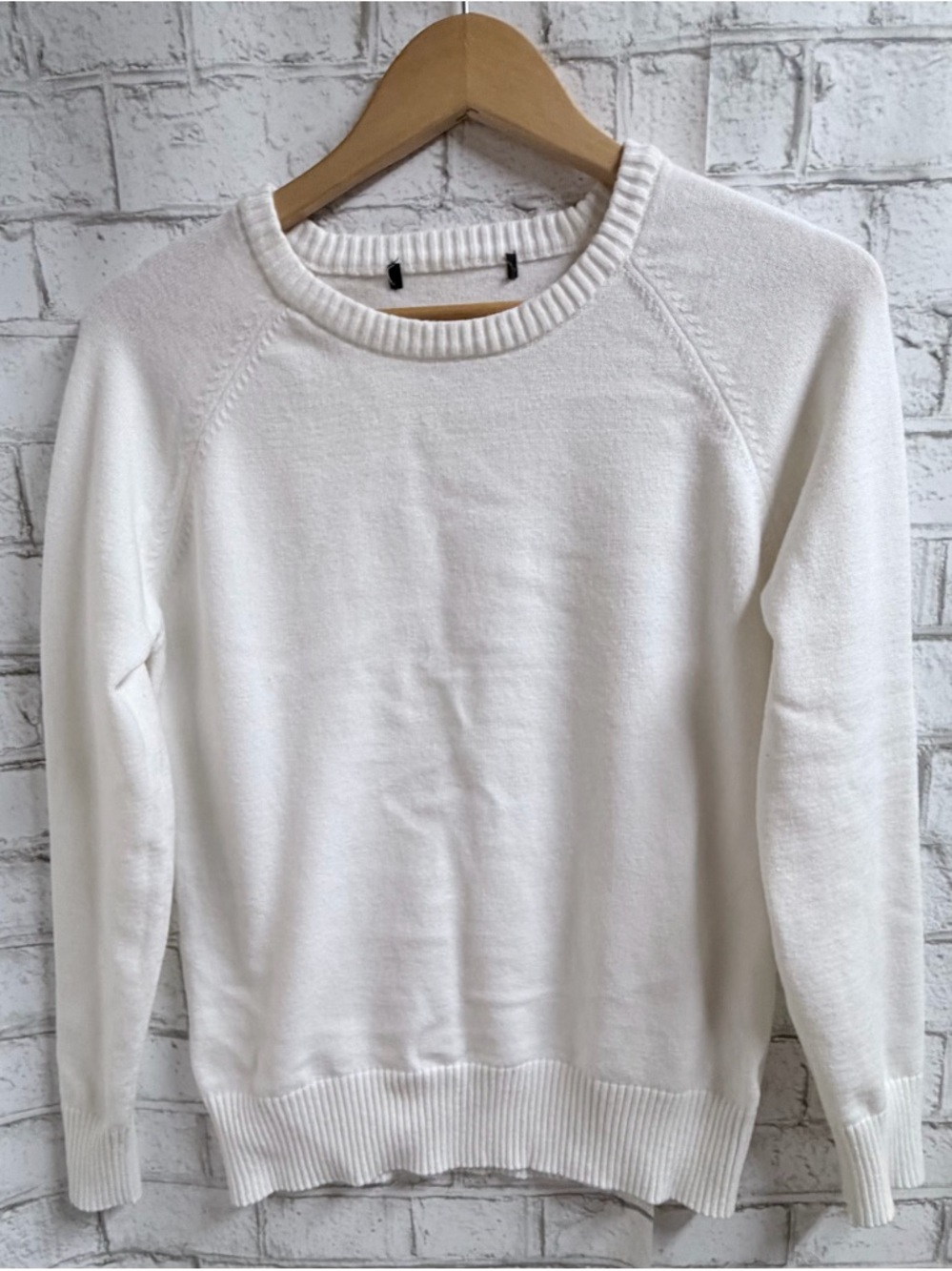 Women’s Crewneck Sweater in White Soft